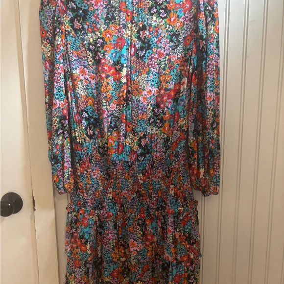 Shoshanna Vivian smocked dress floral, vibrant size 6 flowy boho - Picture 5 of 6